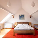 Stodola 63 * Pacov