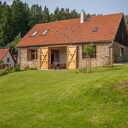 Stodola 63 *